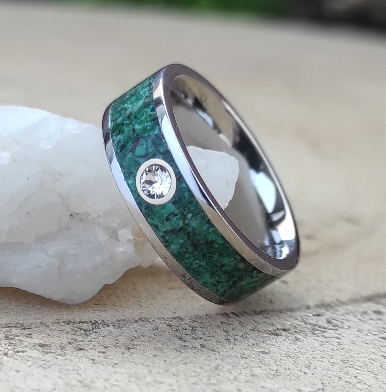 Ocelový prsten s malachitem a krystalem Swarovski - Crystal F