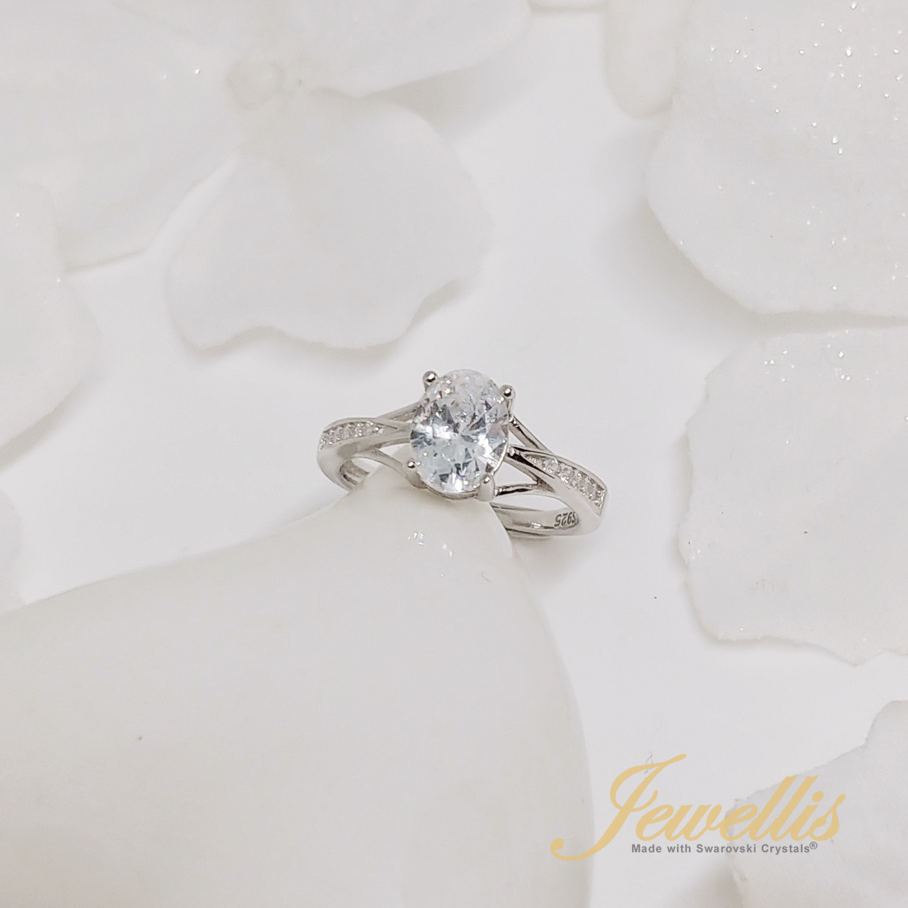 Stříbrný rhodiovaný prsten Princess Oval Zirconia se zirkonem Swarovski - White