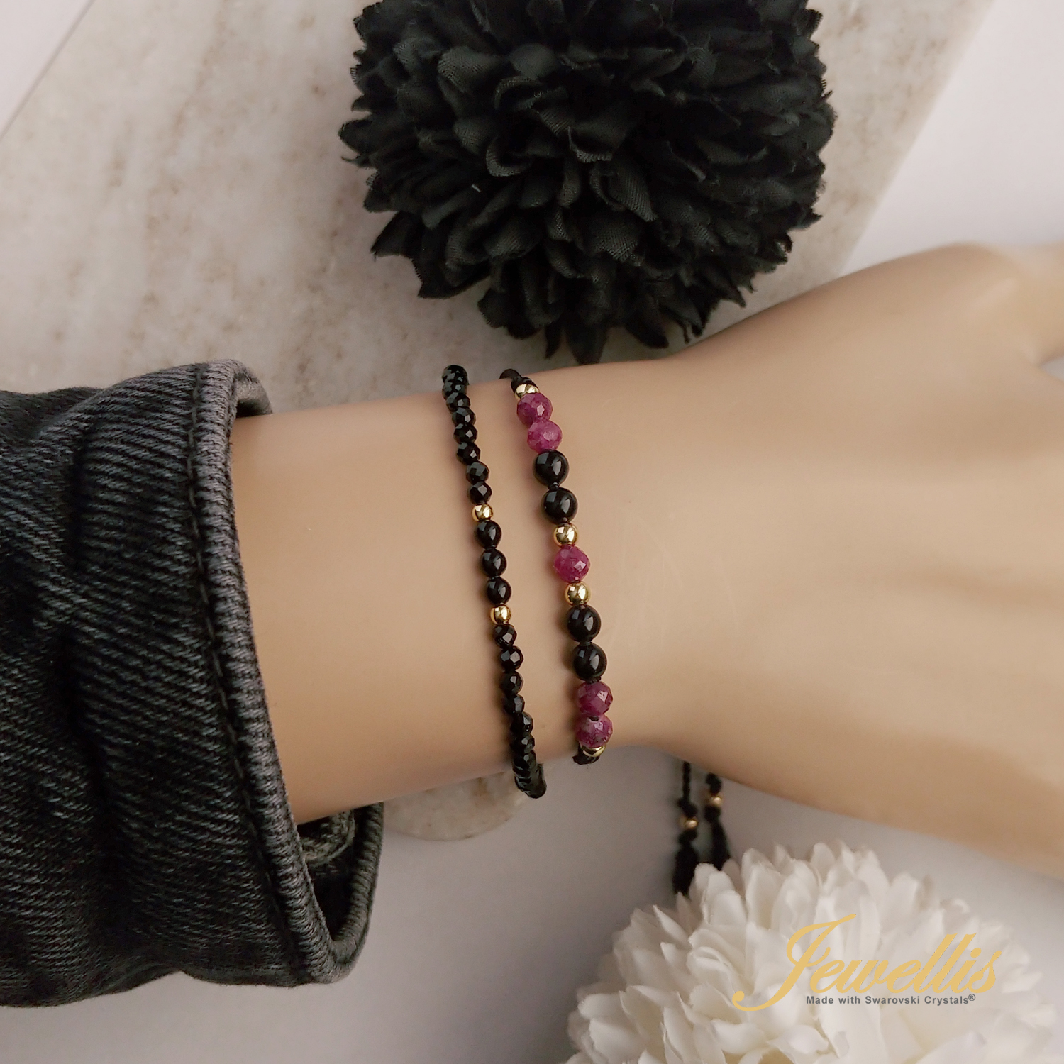 Minerální náramek z přírodních kamenů a perla Swarovski ve zlaté 14K oceli -  černý turmalín