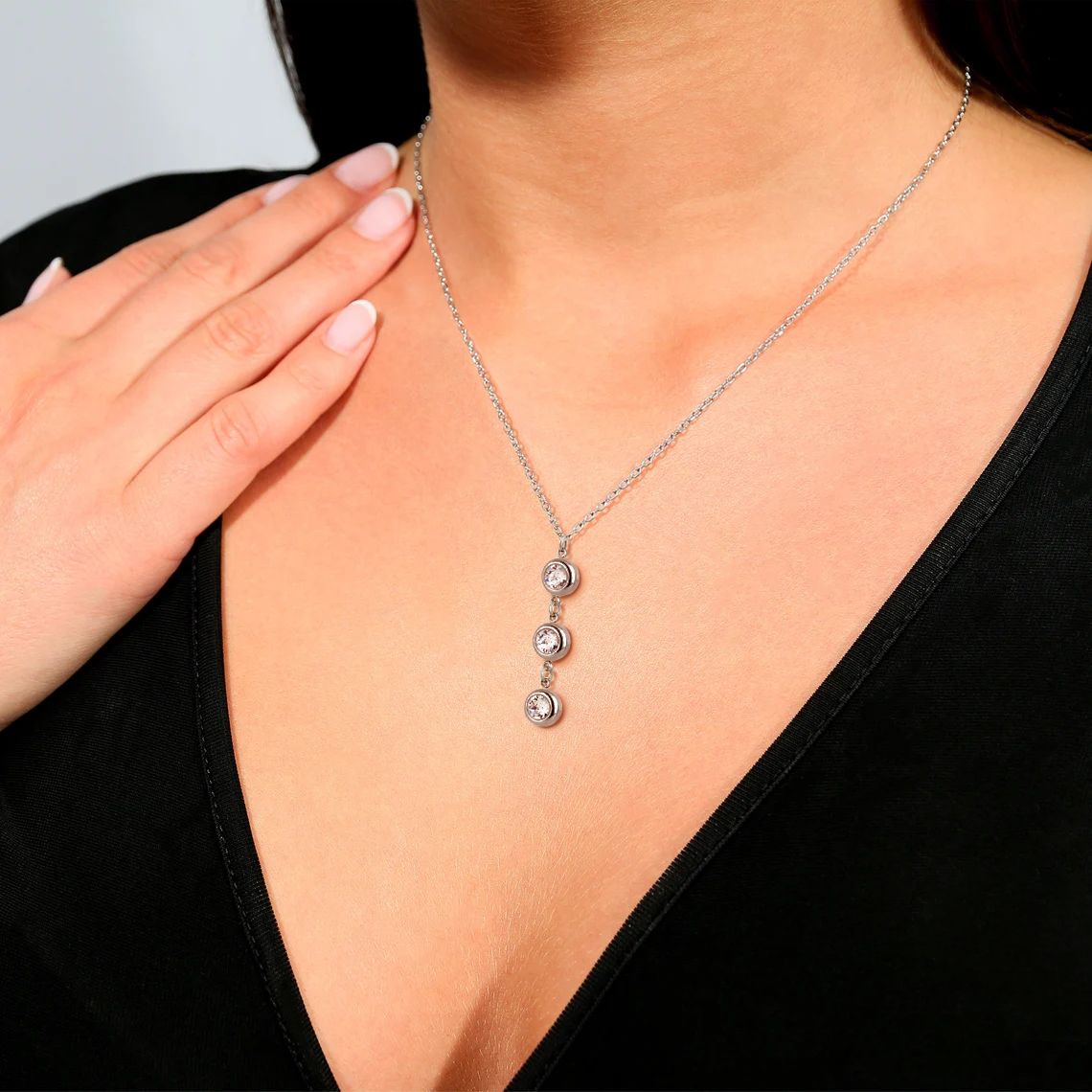 Ocelový náhrdelník Triplets s krystaly Swarovski - Crystal F