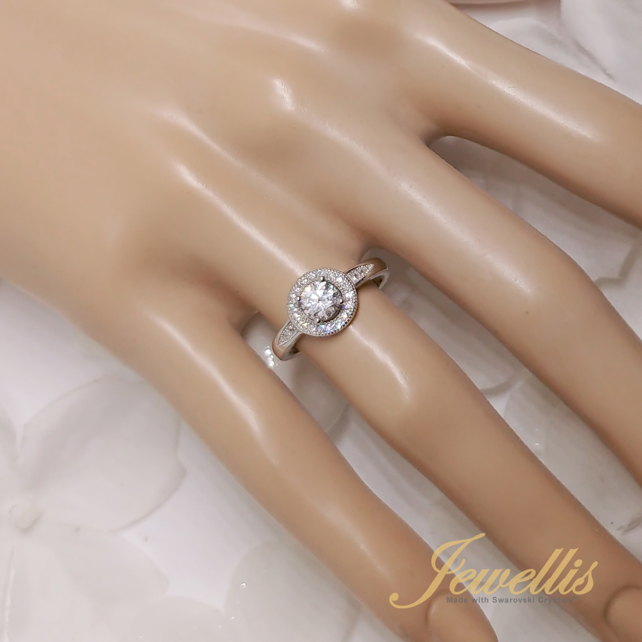 Stříbrný rhodiovaný zásnubní prsten Princess se zirkonem Swarovski Zirconia