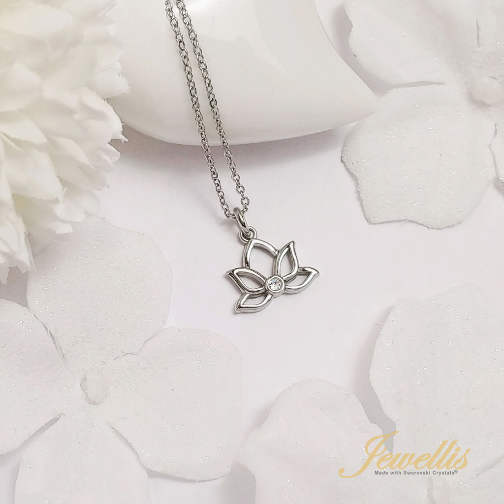 Little Gold Lotus – pozlacený ocelový náhrdelník s lotosem a krystalem Swarovski