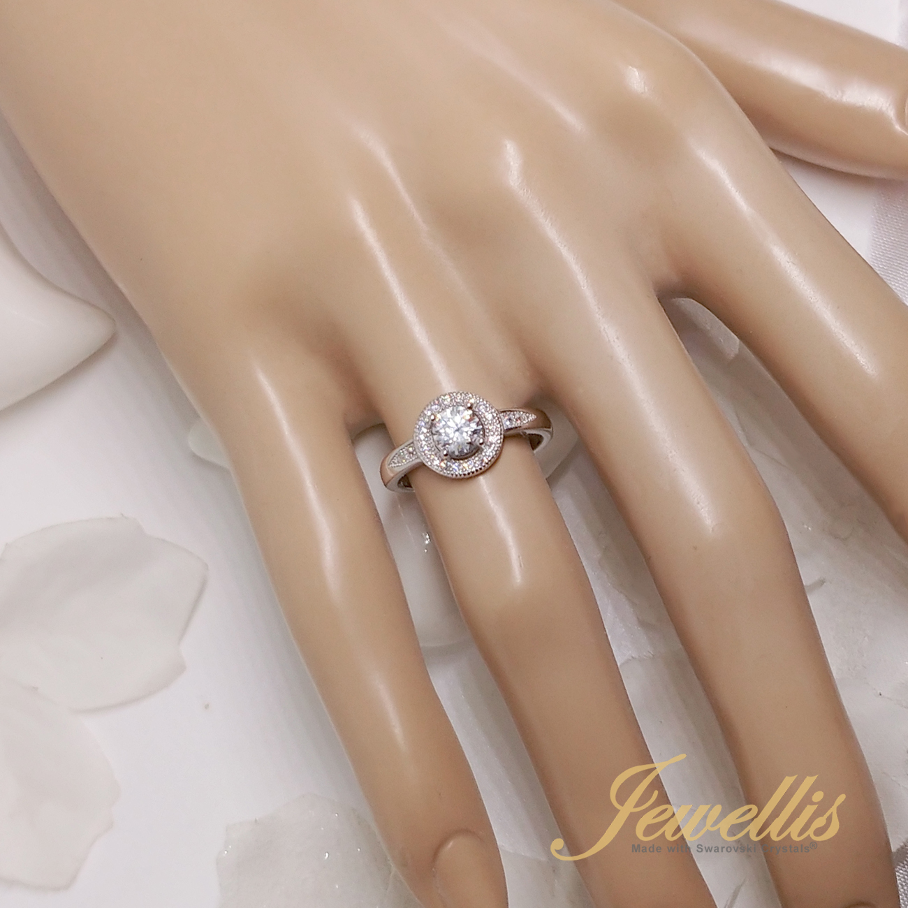 Stříbrný rhodiovaný zásnubní prsten Princess se zirkonem Swarovski Zirconia